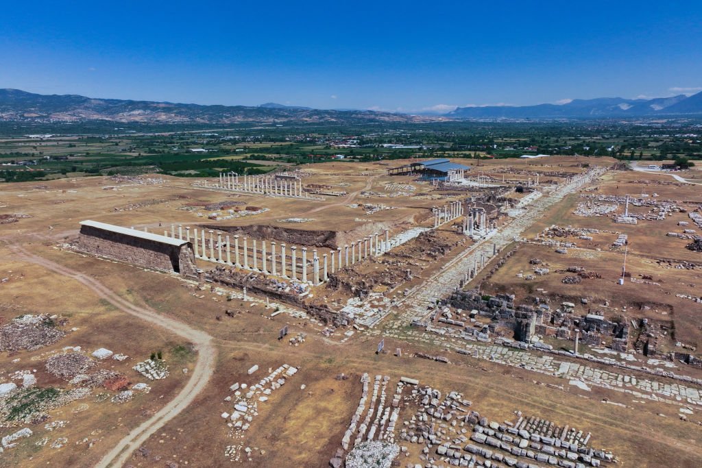 Well-Preserved Ancient Roman Council Building Unearthed in Turkey