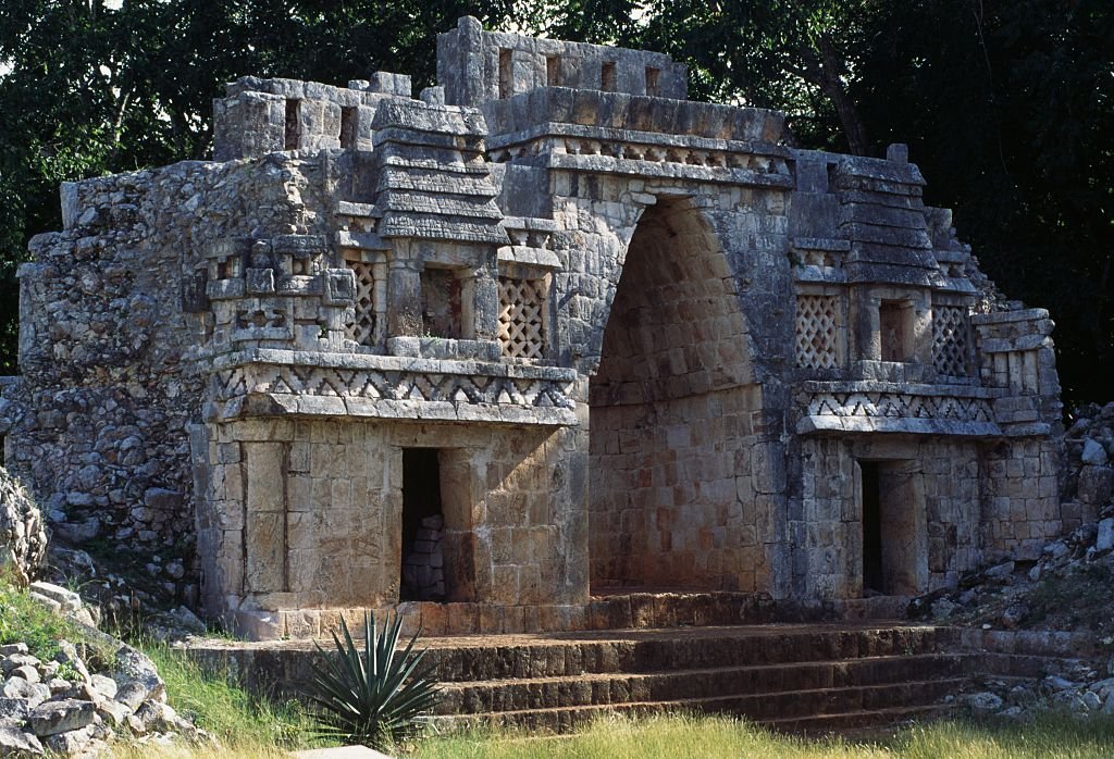 Extensive Droughts May Have Caused the End of the Ancient Maya