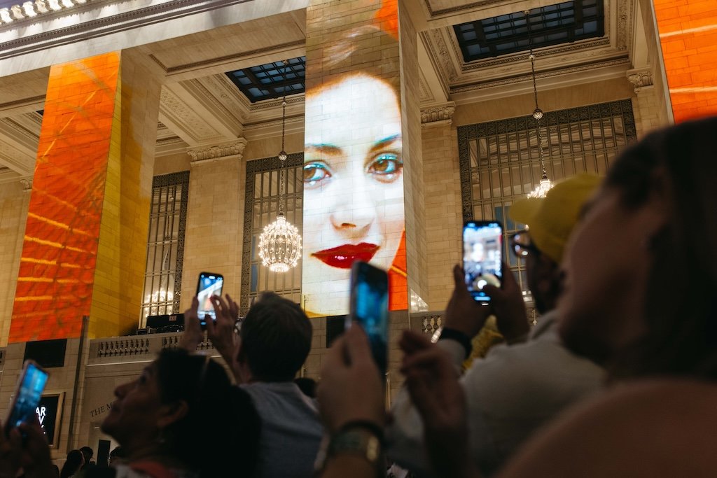 Brandon Stanton’s Dear New York Transforms Grand Central Terminal